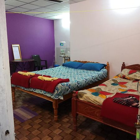 The Leisure Home Stay Shadipur Extérieur photo